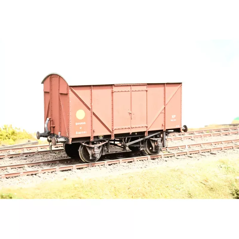 Kit Built 7mm O Gauge 8T Banana Van BR Bauxite No.B881081 - Unboxed